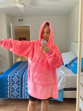 Plush Hooded Poncho Sweater - Pink